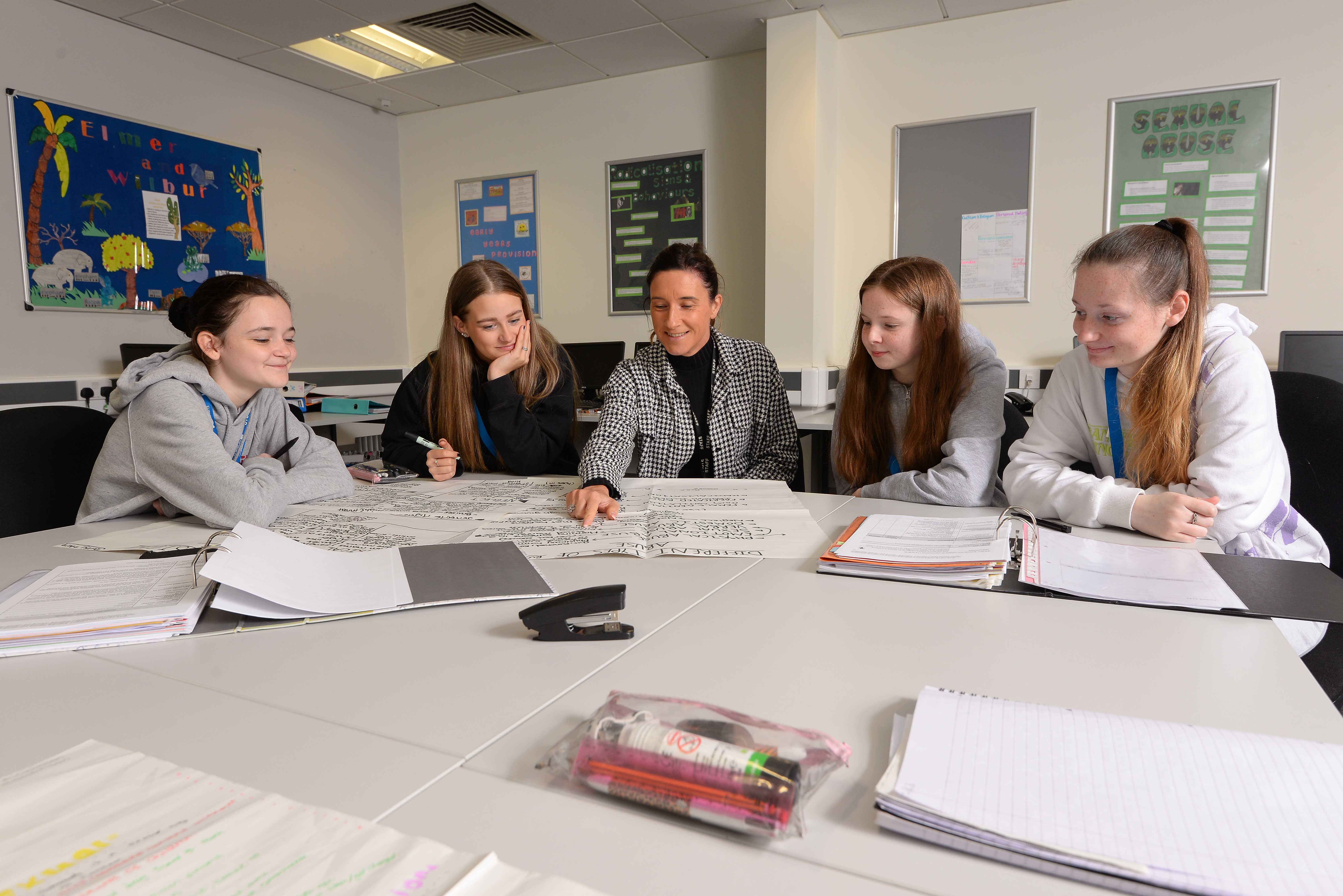 Level 4 Certificate for Higher Level Teaching Assistants